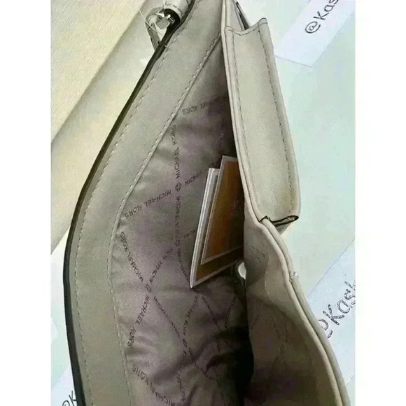 Michael Kors Double Zip Wristlet MK Signature Stripe JetSet Light Sand Multi - Picture 5 of 8